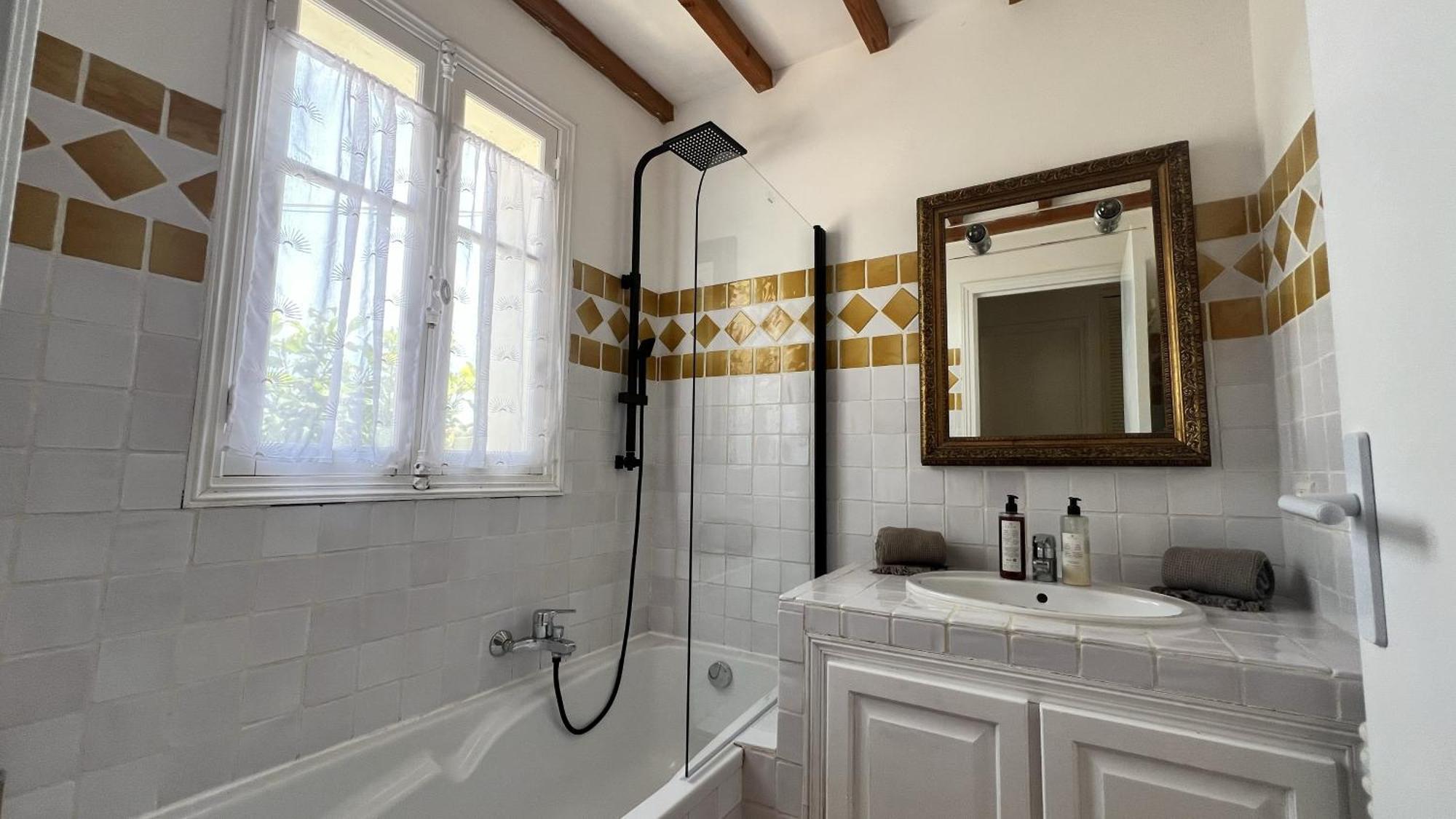B&B Maison Gigi La Garde-Freinet Buitenkant foto