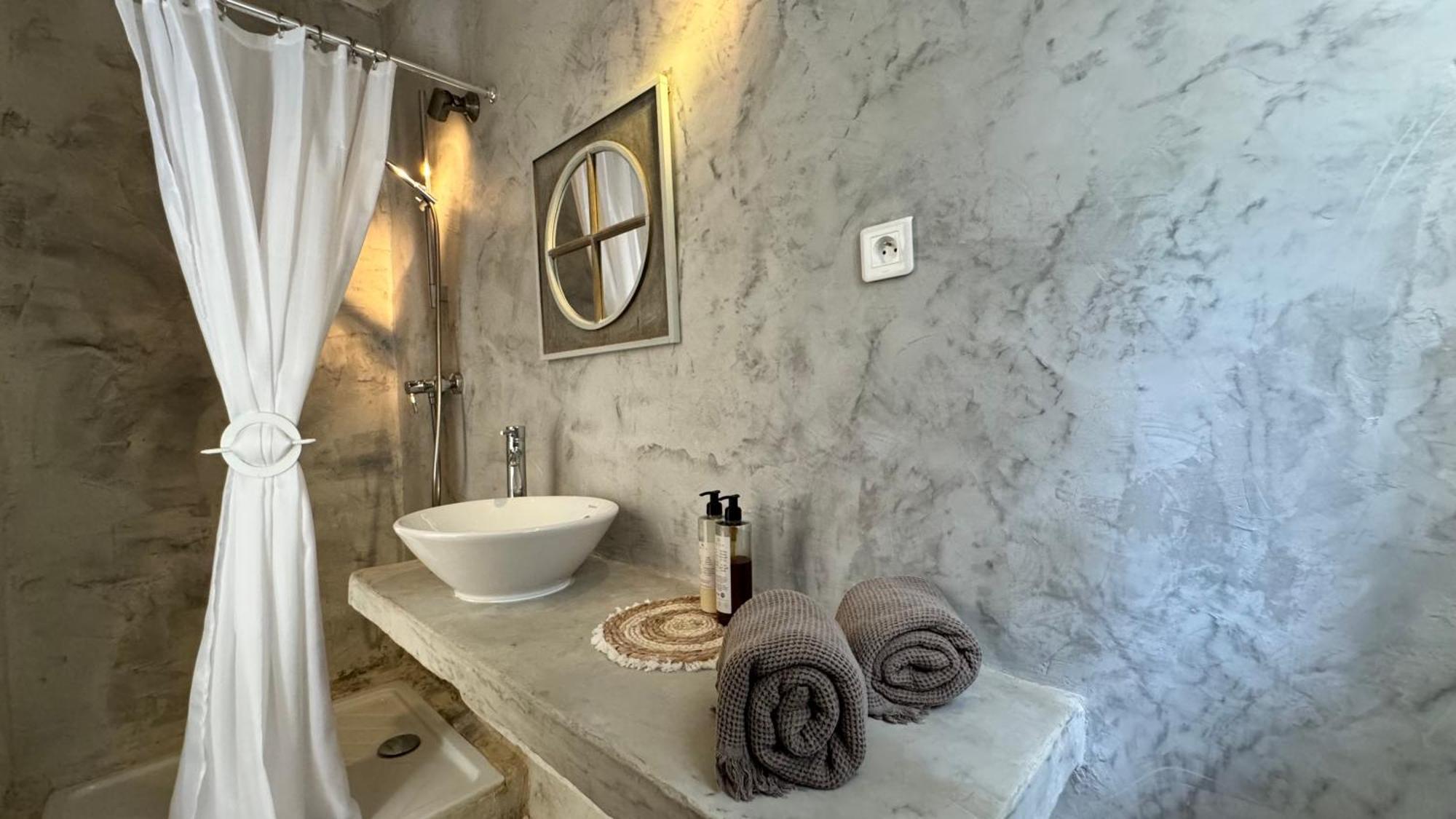 B&B Maison Gigi La Garde-Freinet Buitenkant foto