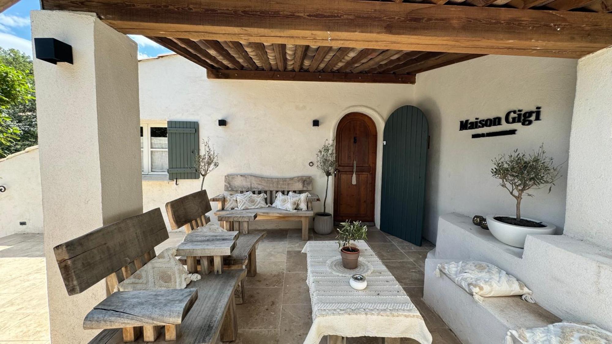 B&B Maison Gigi La Garde-Freinet Buitenkant foto